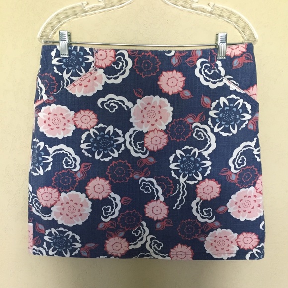 LOFT Dresses & Skirts - Ann Taylor Loft Denim Mini Skirt Size 12